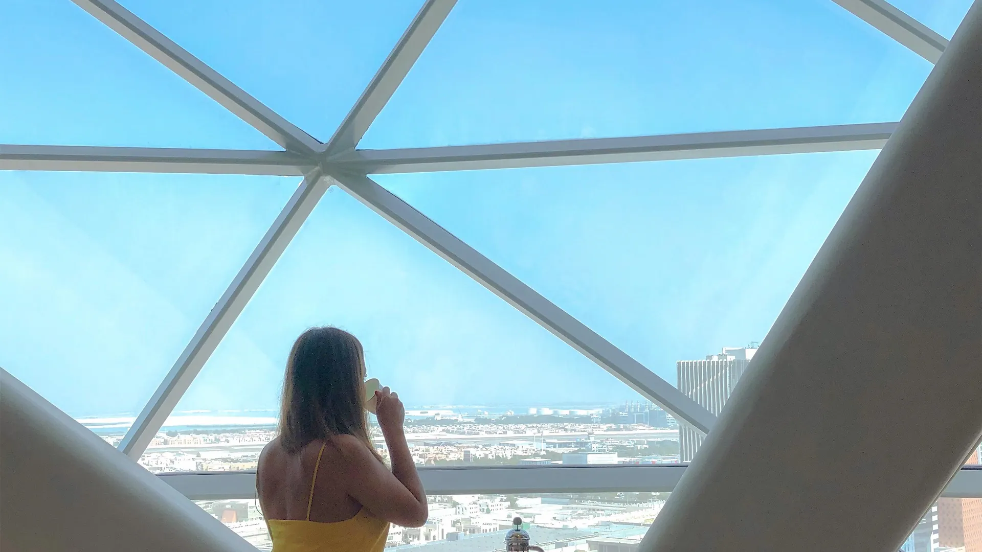 Andaz Capital Gate Abu Dhabi, By Hyatt Hotel