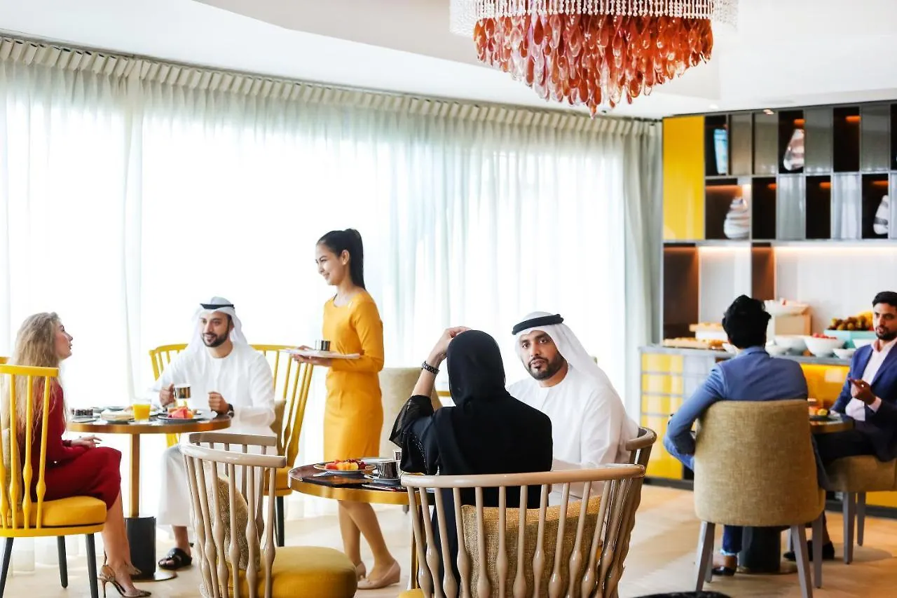Andaz Capital Gate Abu Dhabi, By Hyatt Hotel