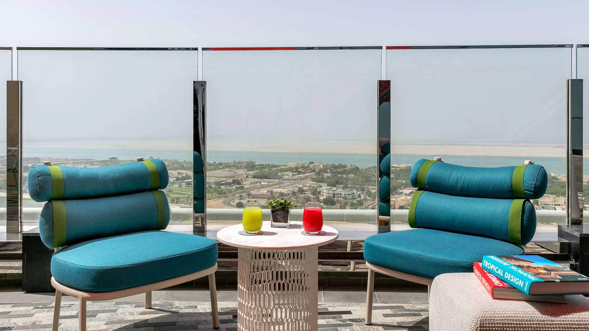 Hotel Andaz Capital Gate Abu Dhabi, By Hyatt 5*,
