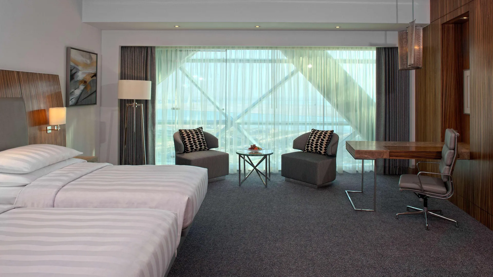 Andaz Capital Gate Abu Dhabi, By Hyatt Hotel