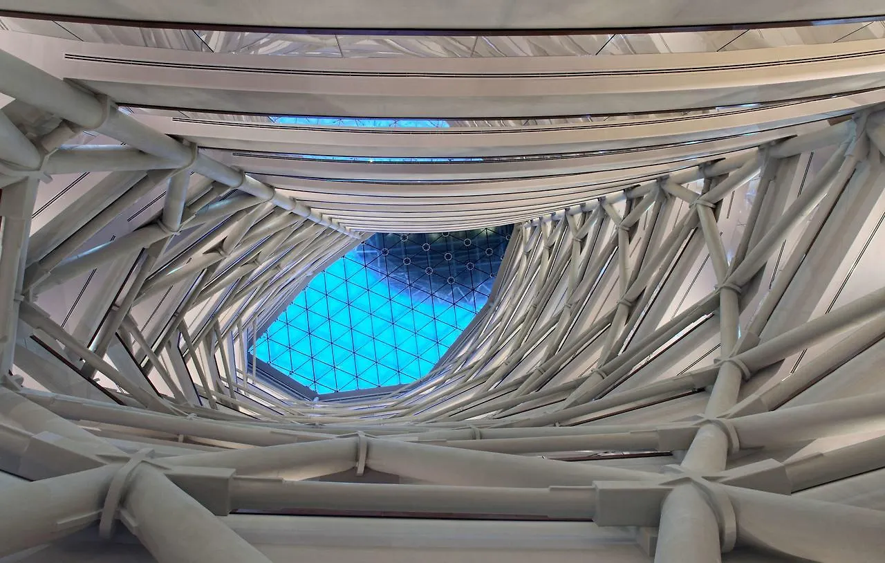 Hotel Andaz Capital Gate Abu Dhabi, By Hyatt